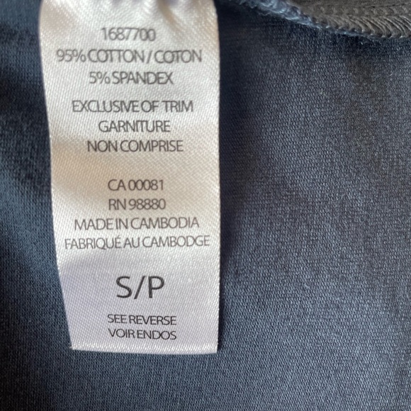 NEW 2 piece - Pierre Cardin T-Shirt ( Tee ) and Shorts Bundle Size Small - Picture 8 of 15